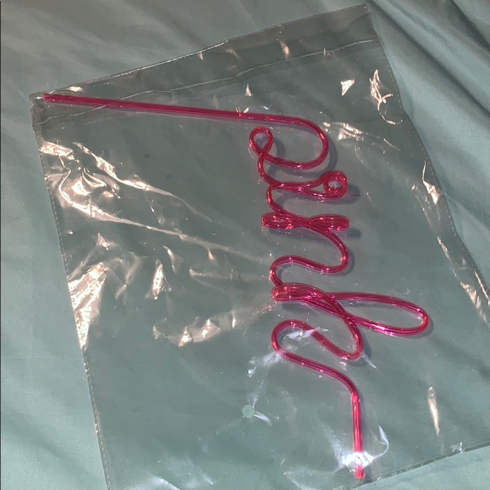 PINK HARD TO FIND STRAW
